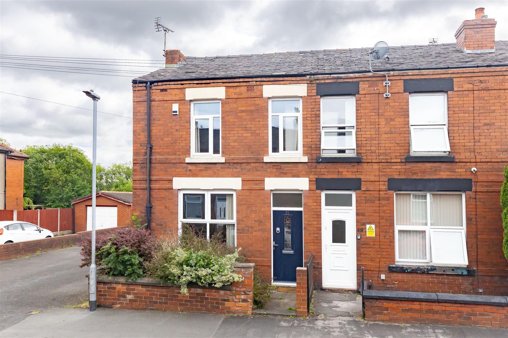 2 bed property in Mill Lane, Chorley